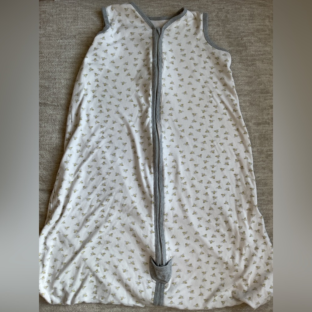Burt's Bees Baby Sleep Sack with Gray and Yellow Bee Pattern size L